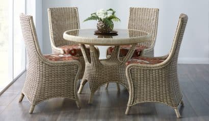 Amalfi Round DIning
